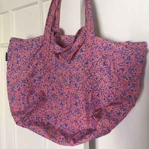 BAGGU nylon weekender bag